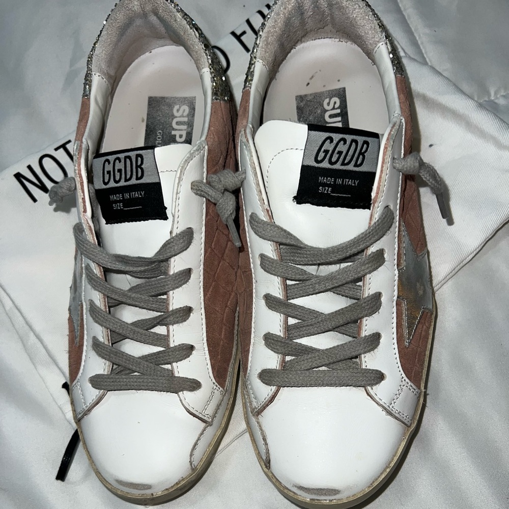 Golden goose
